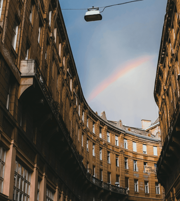 Anker köz szivárvánnyal